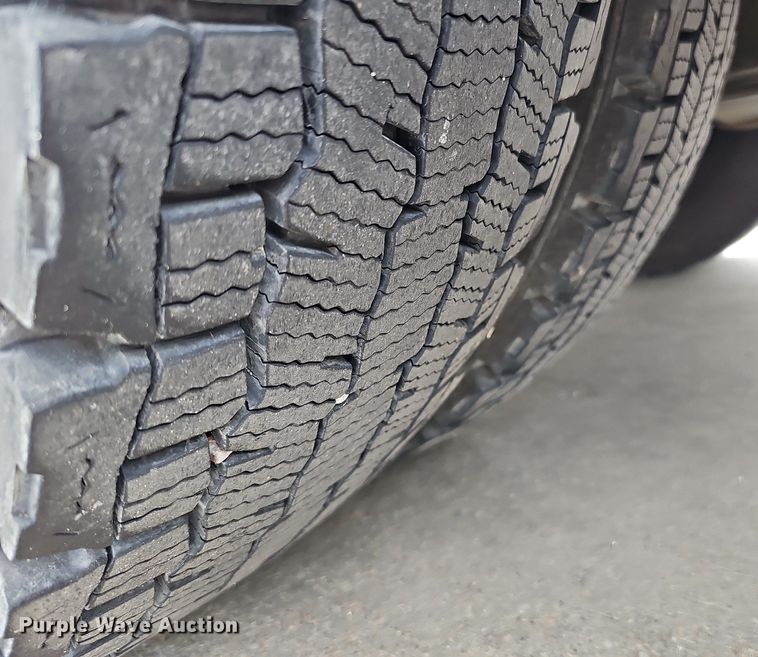 image for item DQ0129 1997 Emergency One Cyclone II  pumper fire truck