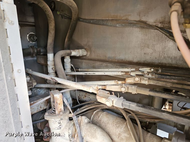 image for item DQ0255 1983 Ford 9000  pumper fire truck