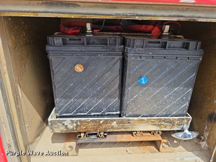 image for item DQ0255 1983 Ford 9000  pumper fire truck