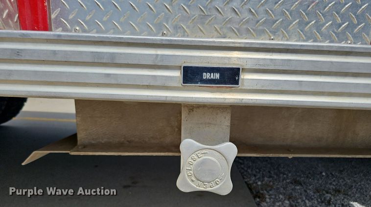 image for item DQ0255 1983 Ford 9000  pumper fire truck