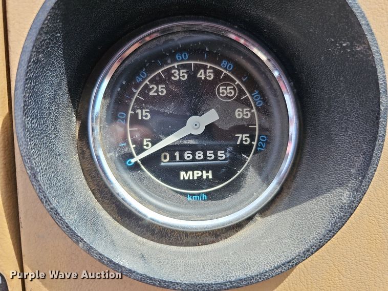 image for item DQ0255 1983 Ford 9000  pumper fire truck