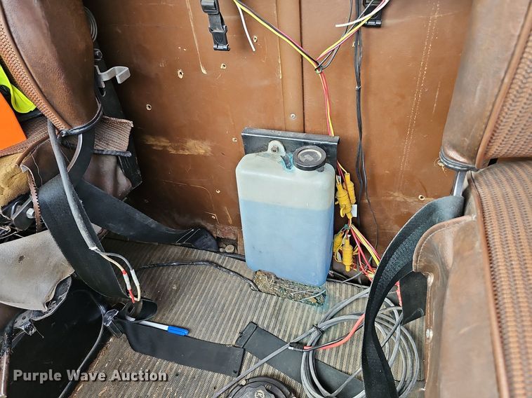 image for item DQ0255 1983 Ford 9000  pumper fire truck