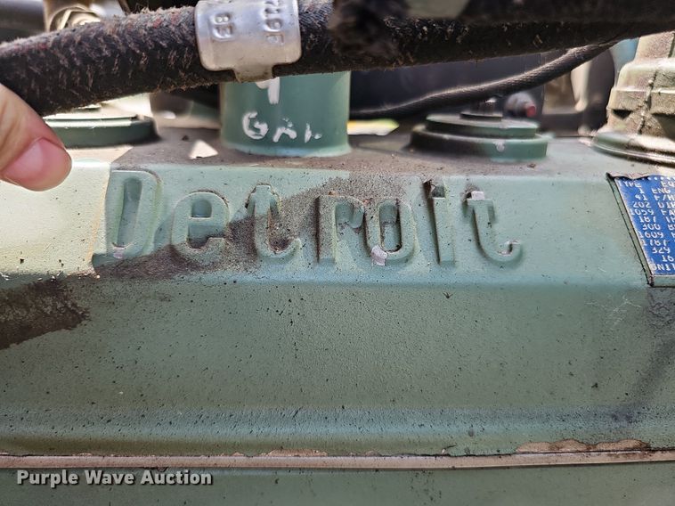 image for item DQ0255 1983 Ford 9000  pumper fire truck