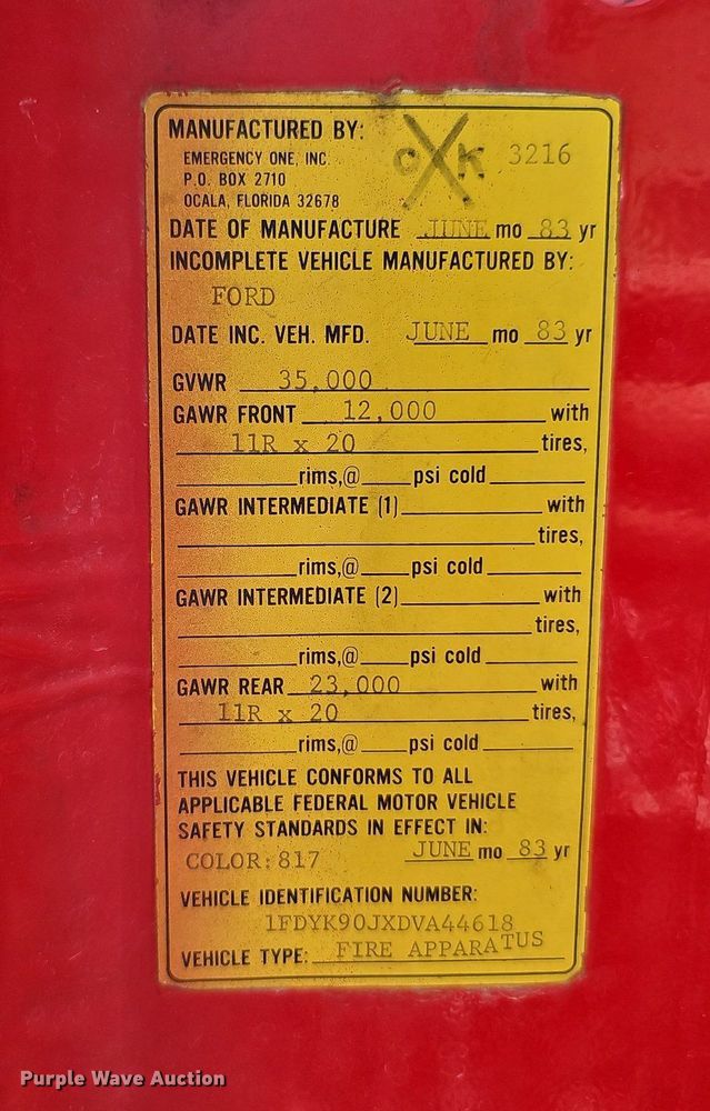 image for item DQ0255 1983 Ford 9000  pumper fire truck