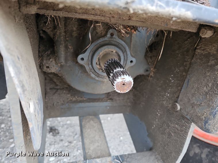 image for item DQ0293 2019 Kubota M6-131  MFWD tractor