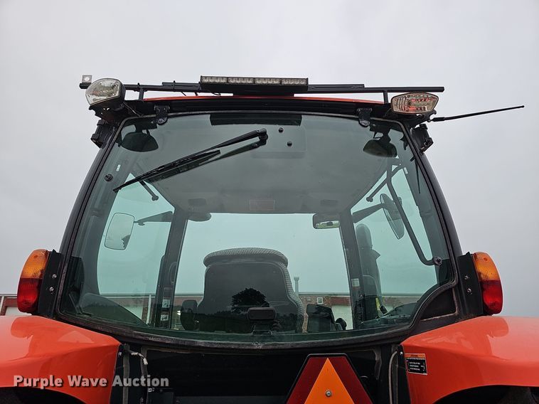 image for item DQ0293 2019 Kubota M6-131  MFWD tractor