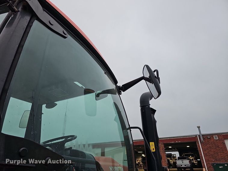 image for item DQ0293 2019 Kubota M6-131  MFWD tractor