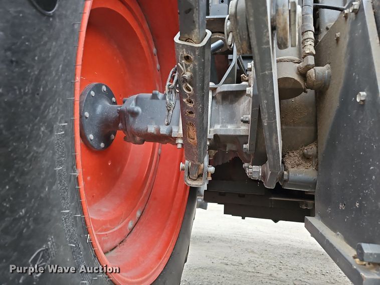 image for item DQ0293 2019 Kubota M6-131  MFWD tractor