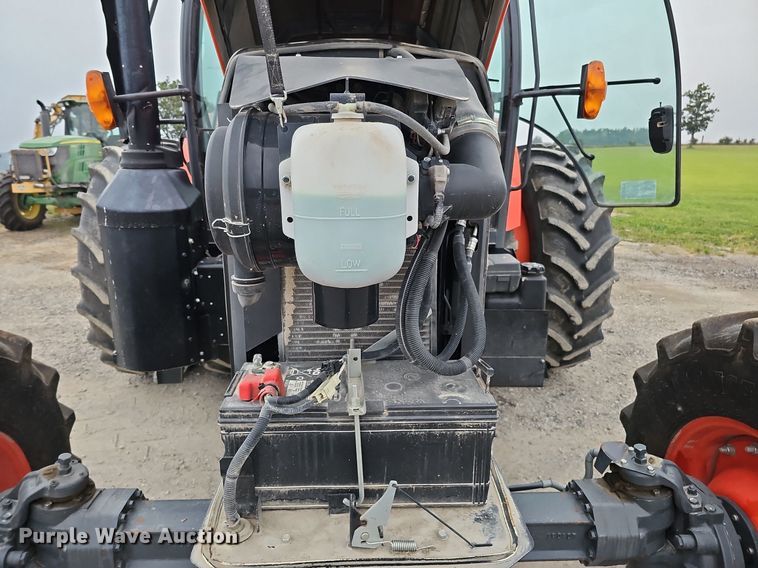 image for item DQ0293 2019 Kubota M6-131  MFWD tractor