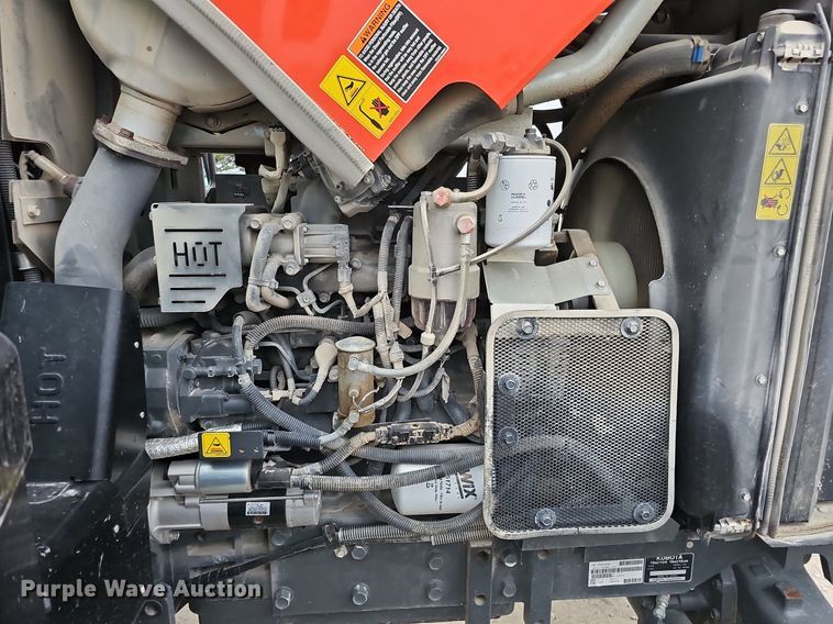 image for item DQ0293 2019 Kubota M6-131  MFWD tractor