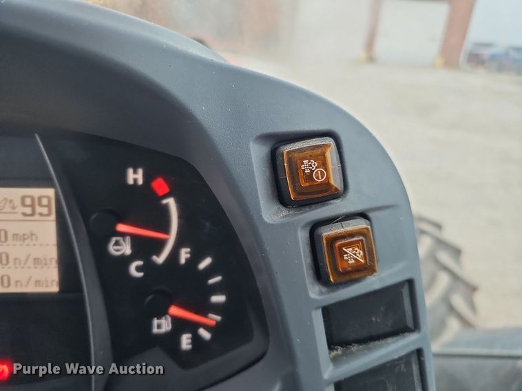 image for item DQ0293 2019 Kubota M6-131  MFWD tractor