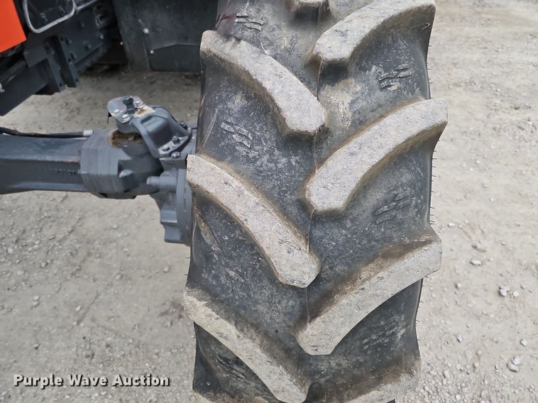 image for item DQ0293 2019 Kubota M6-131  MFWD tractor