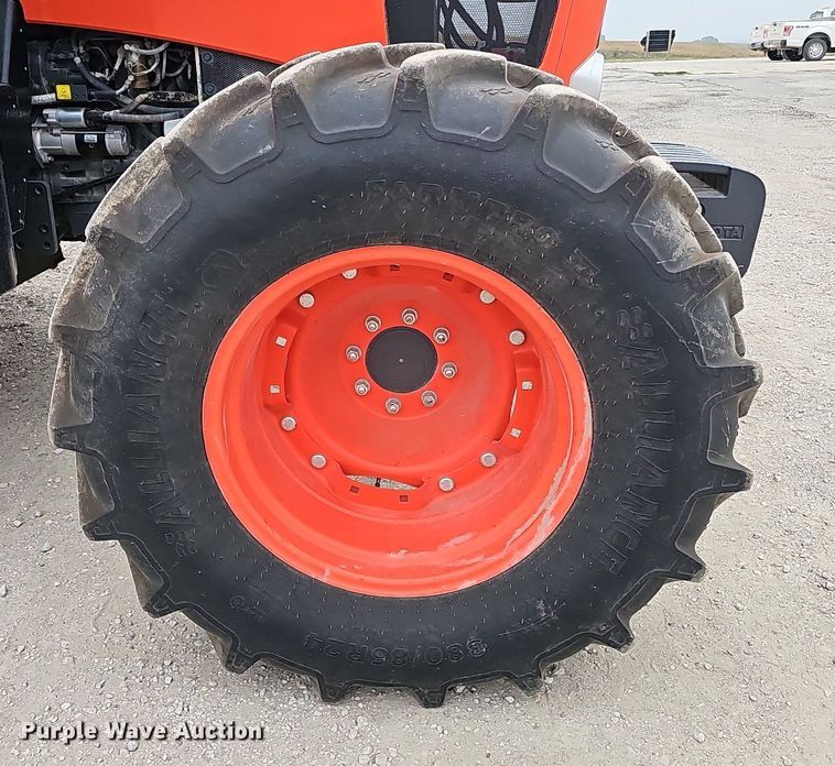 image for item DQ0293 2019 Kubota M6-131  MFWD tractor