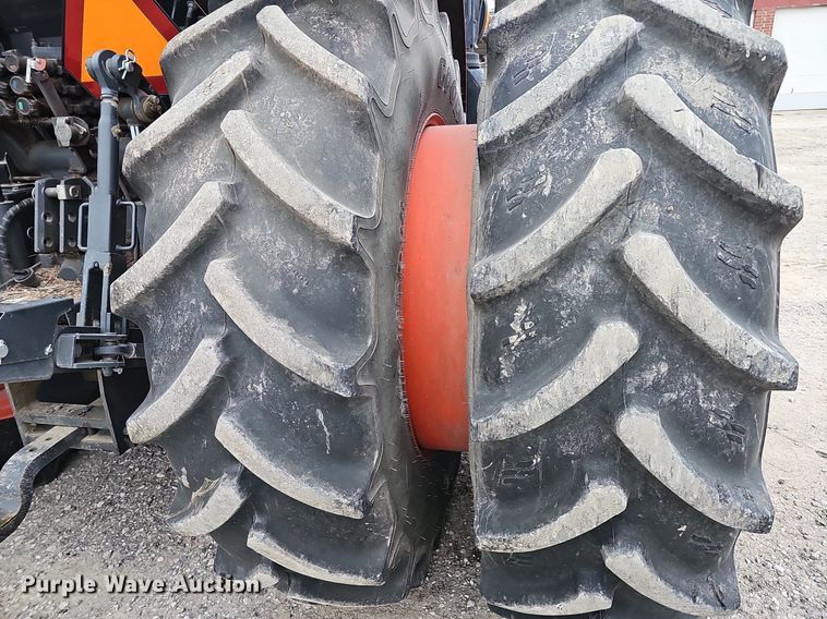 image for item DQ0293 2019 Kubota M6-131  MFWD tractor
