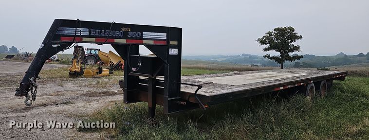 image for item DQ0294 2000 Hillsboro 300  equipment trailer