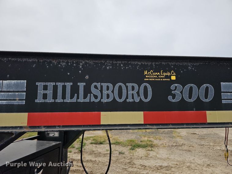 image for item DQ0294 2000 Hillsboro 300  equipment trailer