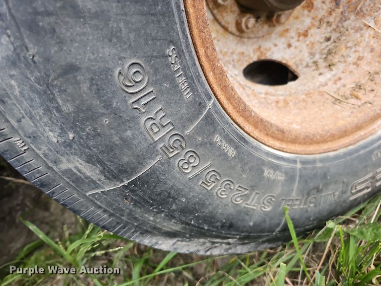 image for item DQ0294 2000 Hillsboro 300  equipment trailer