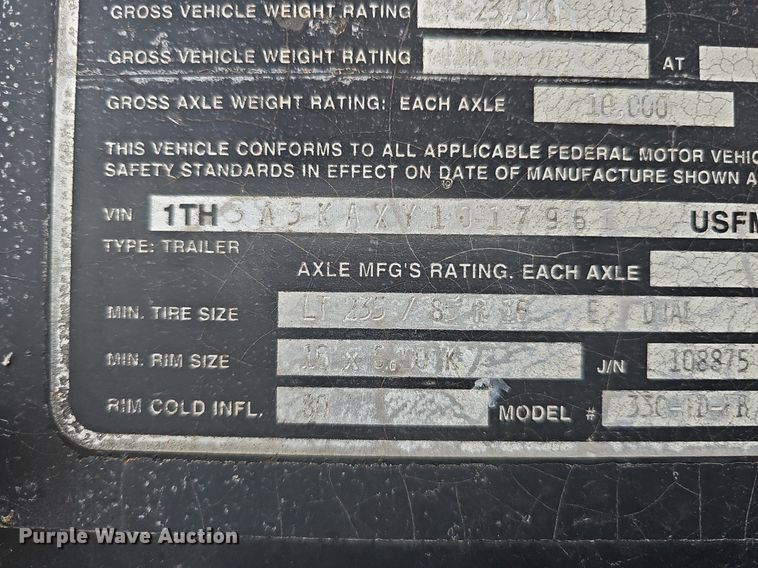 image for item DQ0294 2000 Hillsboro 300  equipment trailer