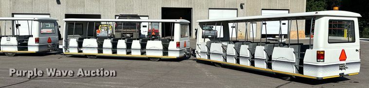 image for item DQ7358 2001 Ford E350  tram