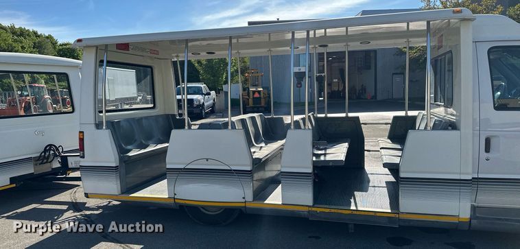 image for item DQ7358 2001 Ford E350  tram