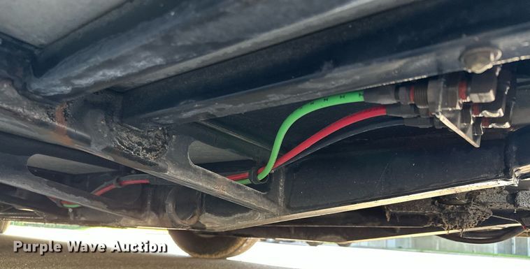 image for item DQ7358 2001 Ford E350  tram