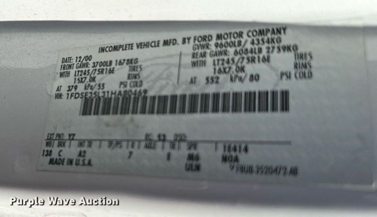 image for item DQ7358 2001 Ford E350  tram