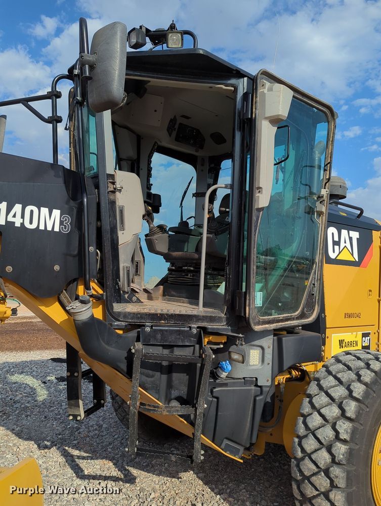 image for item DR6994 2016 Caterpillar 140M3  motor grader