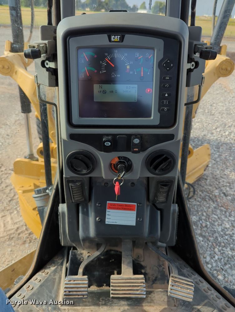 image for item DR6994 2016 Caterpillar 140M3  motor grader