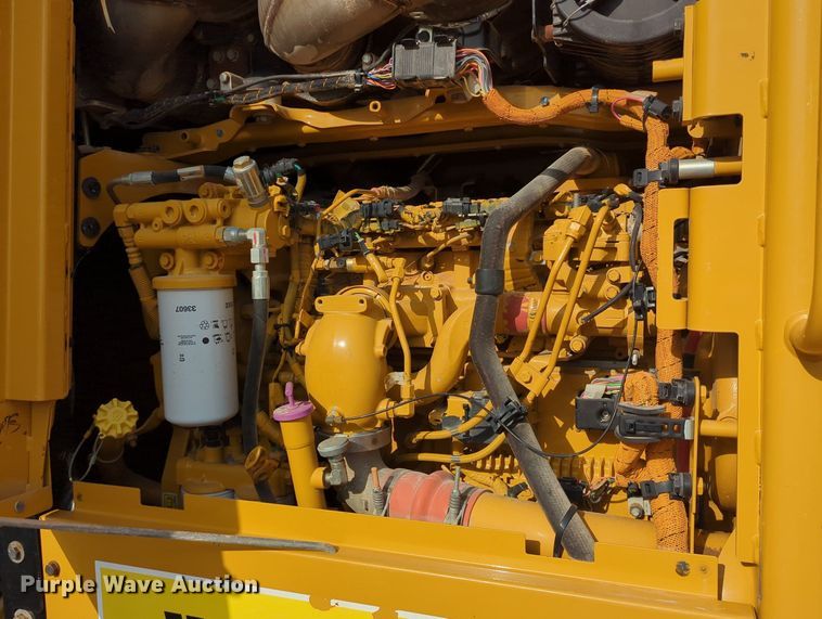 image for item DR6994 2016 Caterpillar 140M3  motor grader