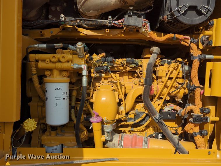 image for item DR6994 2016 Caterpillar 140M3  motor grader