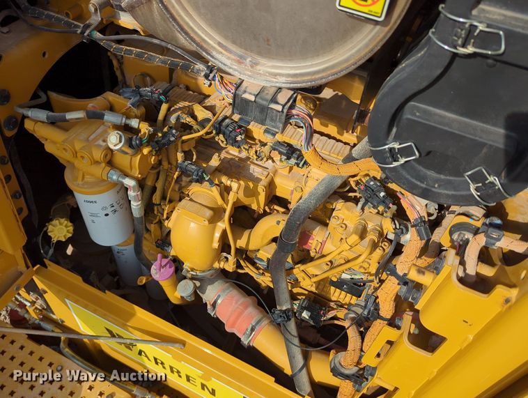 image for item DR6994 2016 Caterpillar 140M3  motor grader