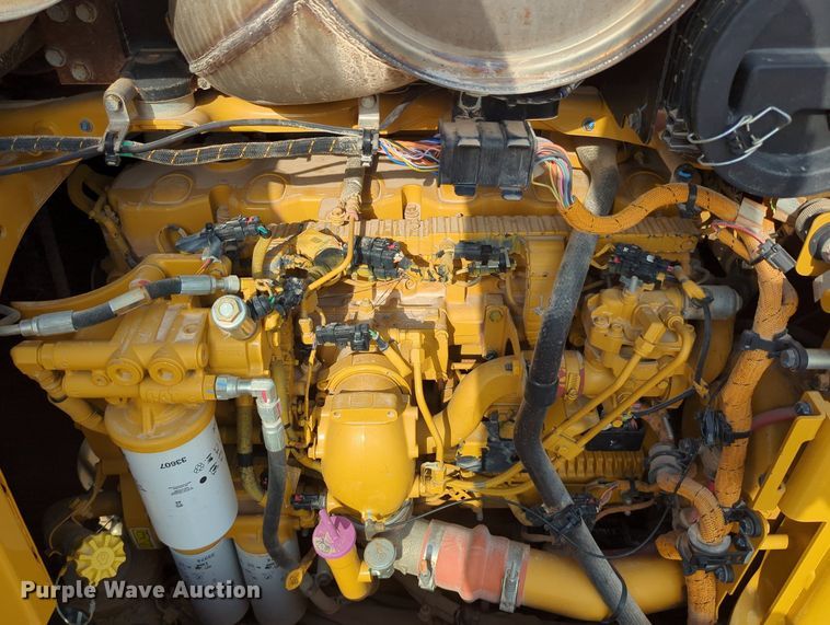 image for item DR6994 2016 Caterpillar 140M3  motor grader