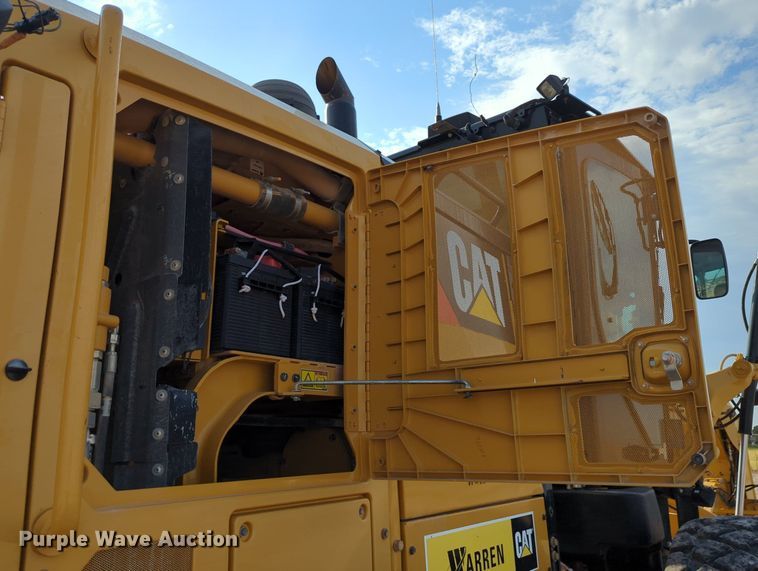 image for item DR6994 2016 Caterpillar 140M3  motor grader