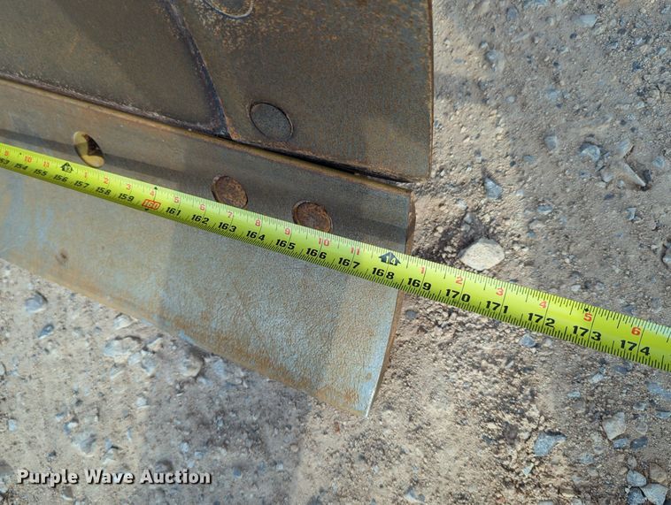 image for item DR6994 2016 Caterpillar 140M3  motor grader