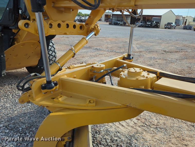 image for item DR6994 2016 Caterpillar 140M3  motor grader