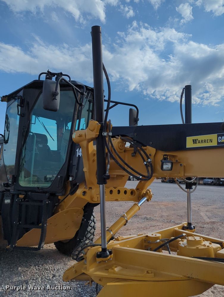 image for item DR6994 2016 Caterpillar 140M3  motor grader