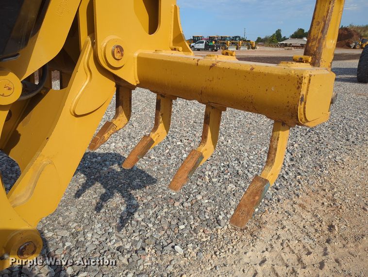 image for item DR6994 2016 Caterpillar 140M3  motor grader