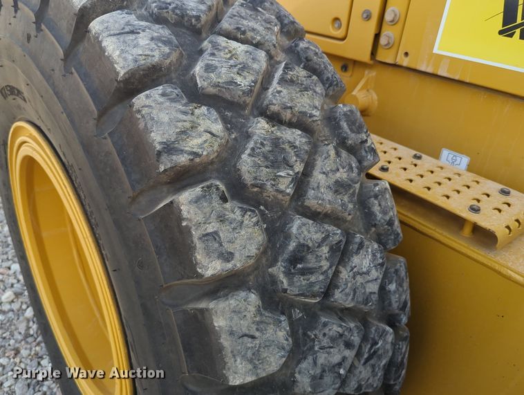 image for item DR6994 2016 Caterpillar 140M3  motor grader