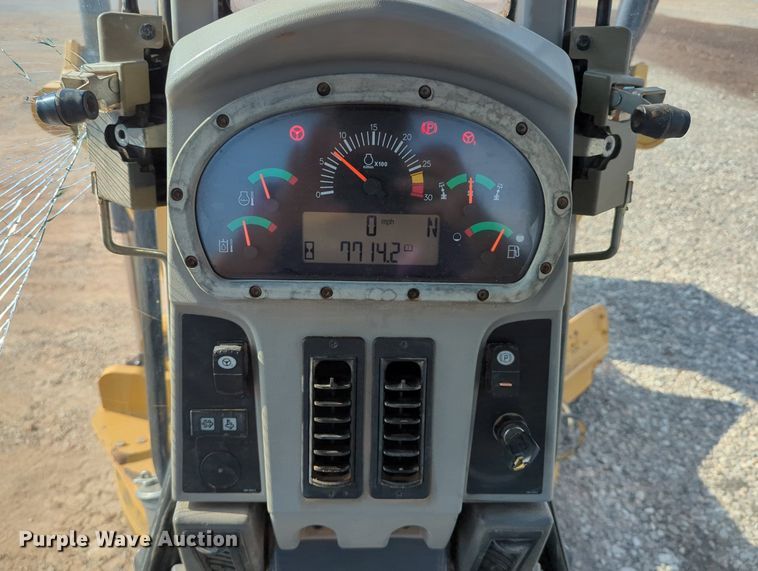 image for item DR6995 2013 Caterpillar 12M2 VHP Plus  motor grader