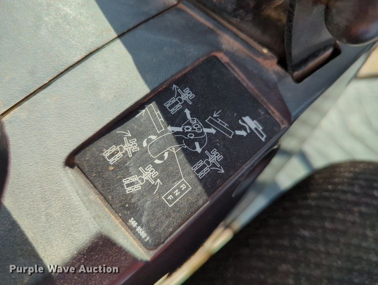 image for item DR6995 2013 Caterpillar 12M2 VHP Plus  motor grader