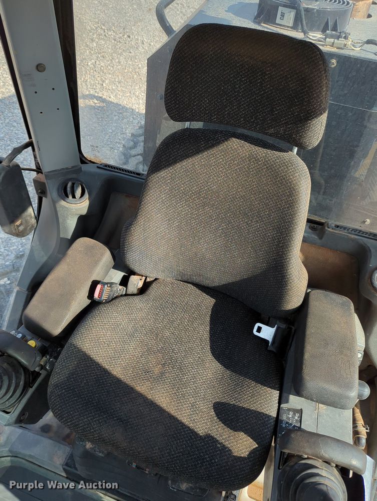 image for item DR6995 2013 Caterpillar 12M2 VHP Plus  motor grader