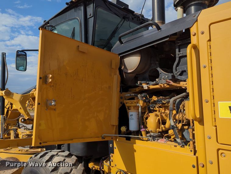 image for item DR6995 2013 Caterpillar 12M2 VHP Plus  motor grader