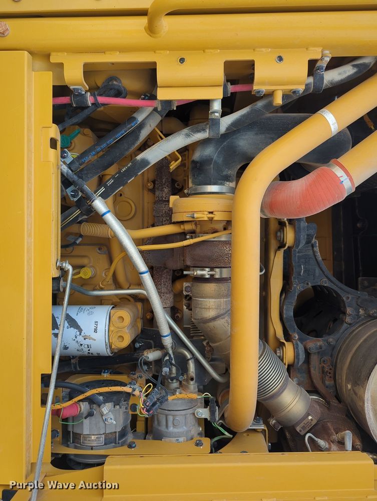 image for item DR6995 2013 Caterpillar 12M2 VHP Plus  motor grader