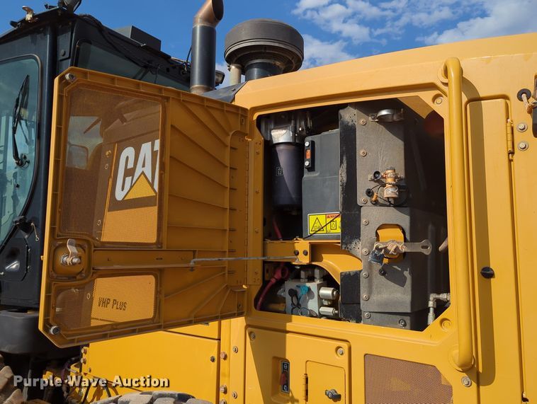 image for item DR6995 2013 Caterpillar 12M2 VHP Plus  motor grader