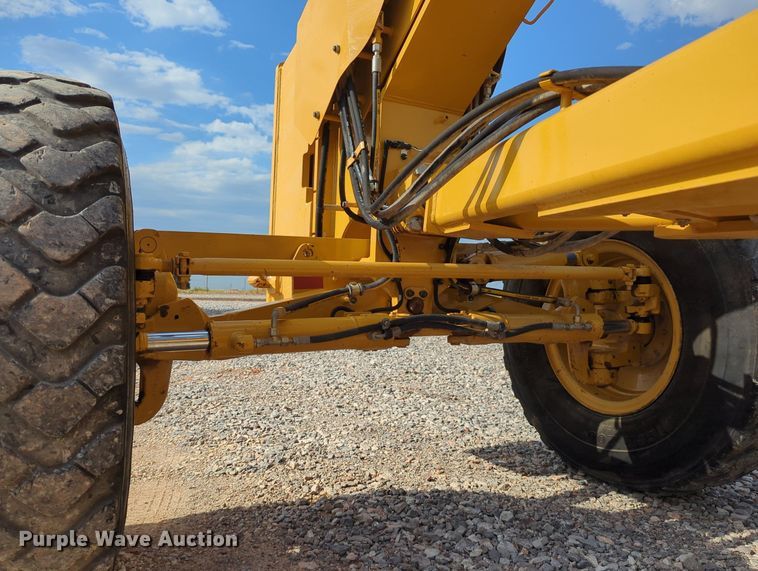 image for item DR6995 2013 Caterpillar 12M2 VHP Plus  motor grader