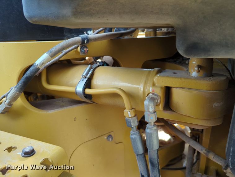 image for item DR6995 2013 Caterpillar 12M2 VHP Plus  motor grader