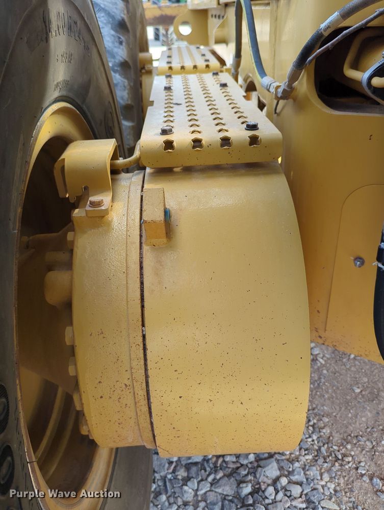 image for item DR6995 2013 Caterpillar 12M2 VHP Plus  motor grader