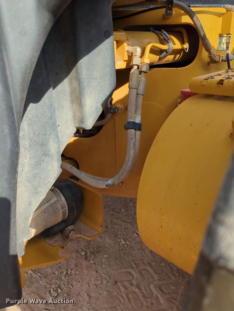 image for item DR6995 2013 Caterpillar 12M2 VHP Plus  motor grader