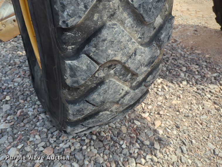 image for item DR6995 2013 Caterpillar 12M2 VHP Plus  motor grader