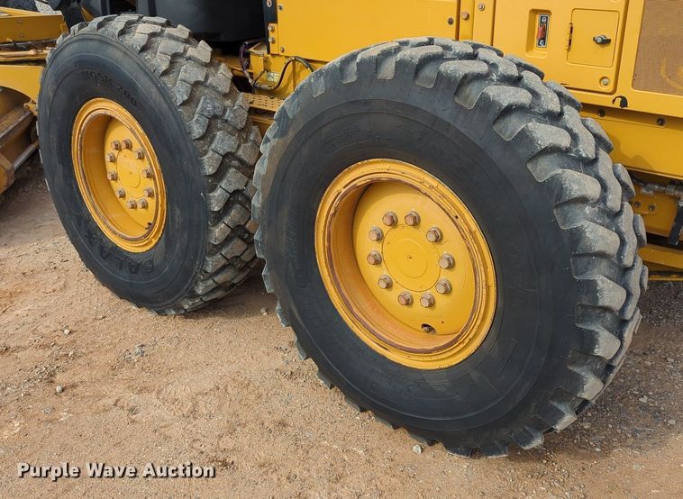 image for item DR6995 2013 Caterpillar 12M2 VHP Plus  motor grader